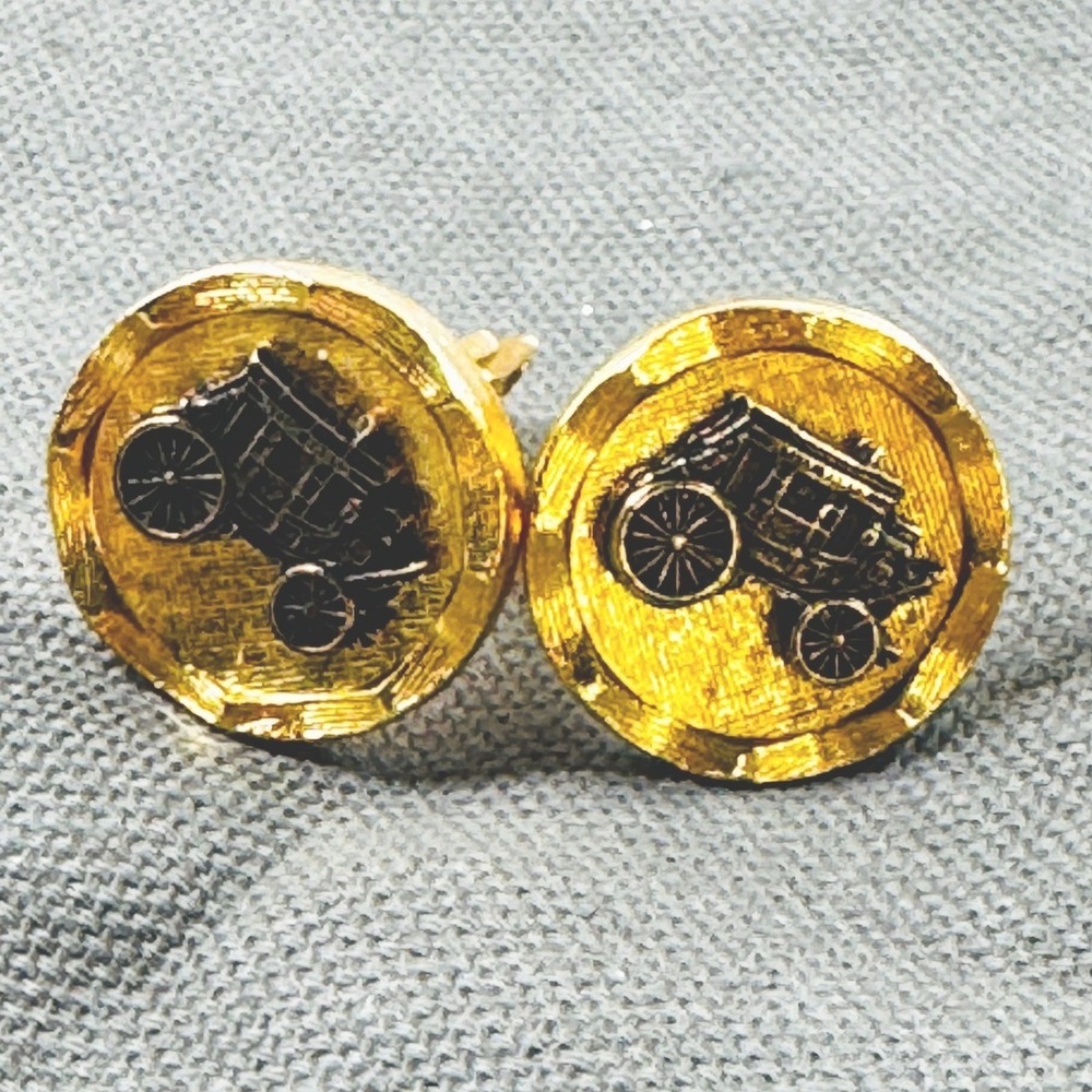 VTG Wells Fargo Stagecoach Cufflinks Gold Tone Western Americana Father Dad MCM